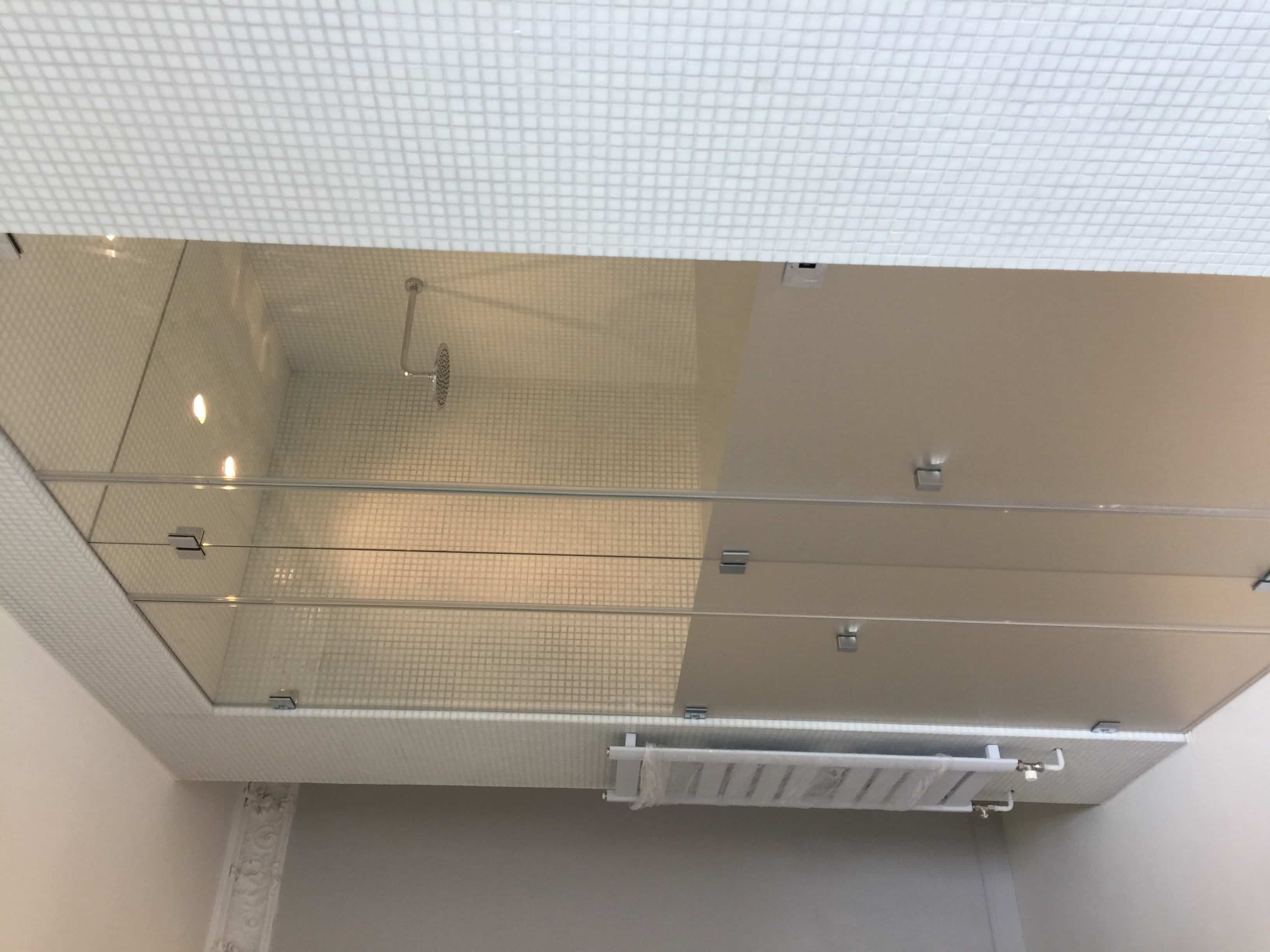 duschen Projekt 49 in Berlin